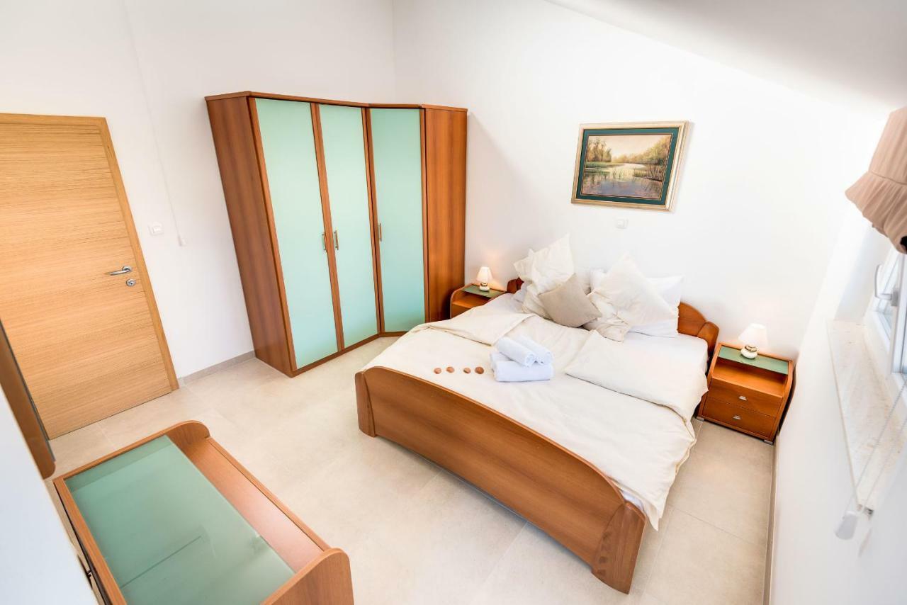 Croatica Suites Podsolarsko Sibenik Exterior photo